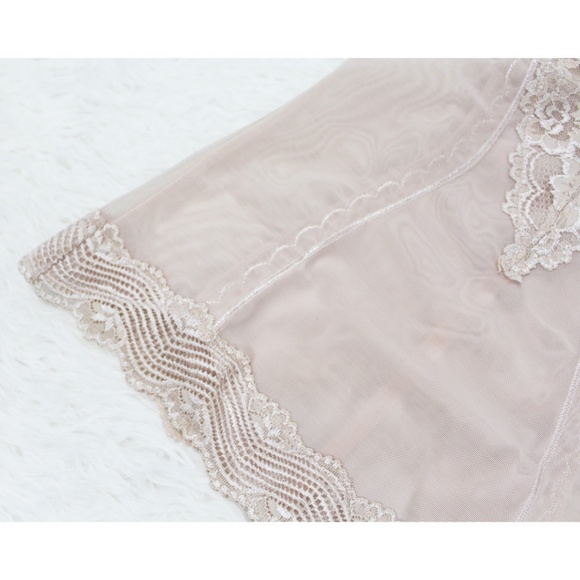 Magic Curves Lace Camisole Slimming Shapewear - Picture 7 of 8